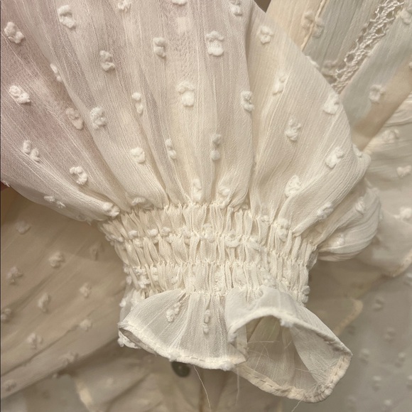 Zara Cream Ruffled Blouse - Picture 4 of 7